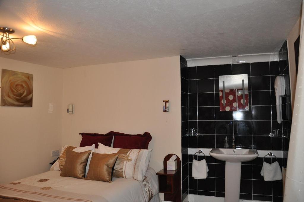 Adelaide House Hotel Luton  Cameră foto